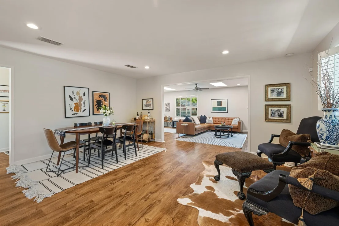 Photo of 2607 Cascade DR