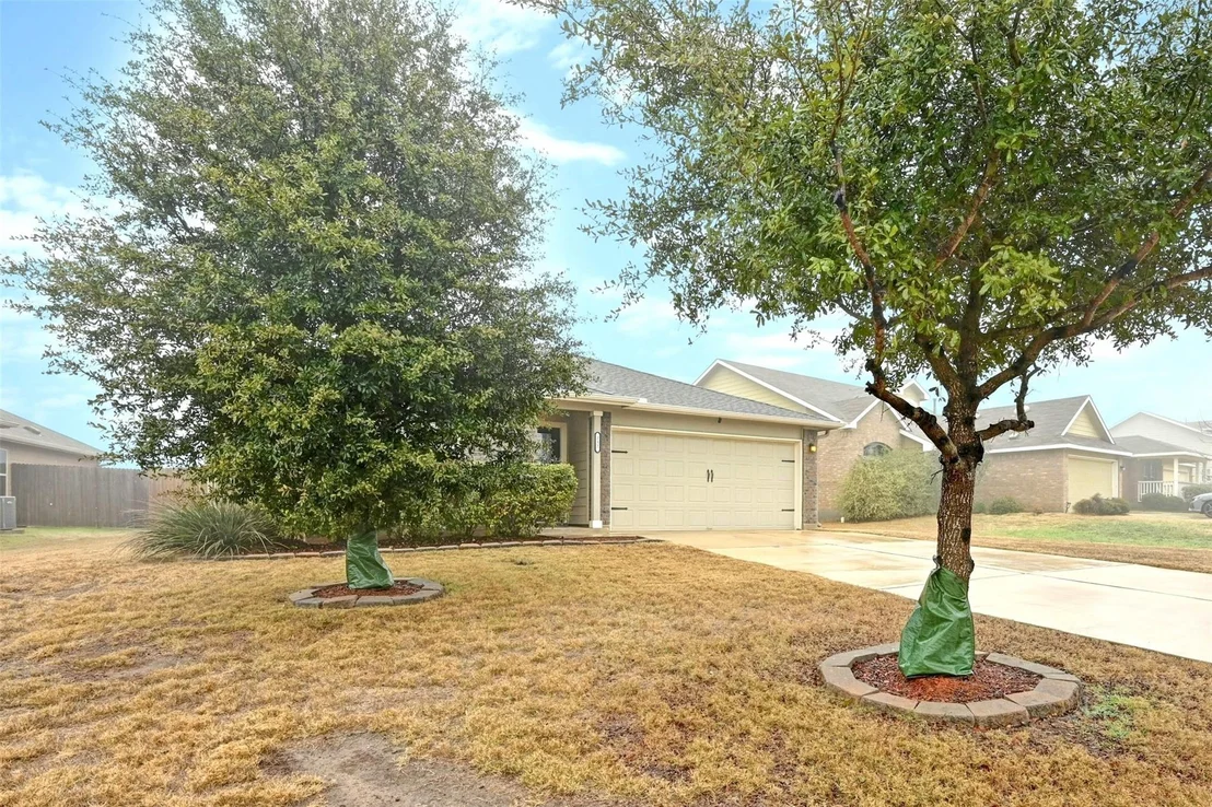 Photo of 232 Westminster DR