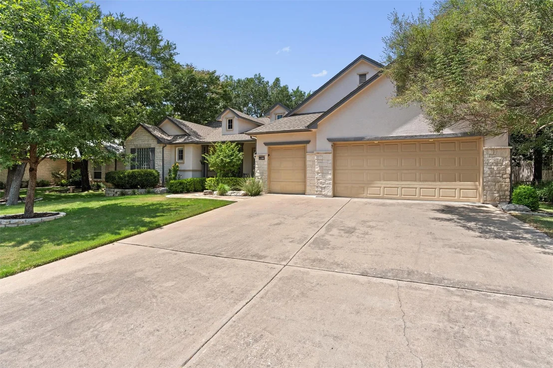 Photo of 130 Great Frontier DR