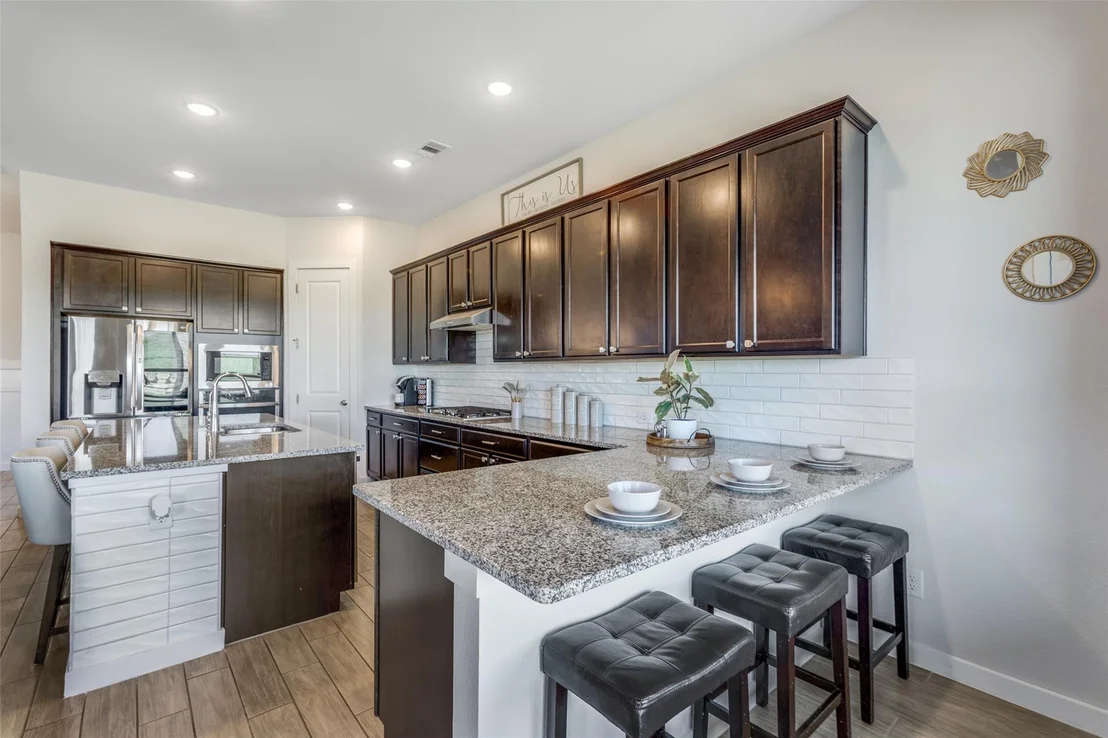 Photo of 409 Mangold DR
