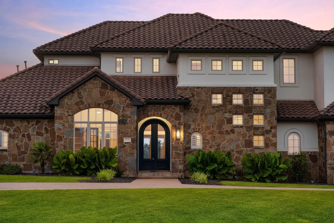 Photo of 8400 Denali PKWY