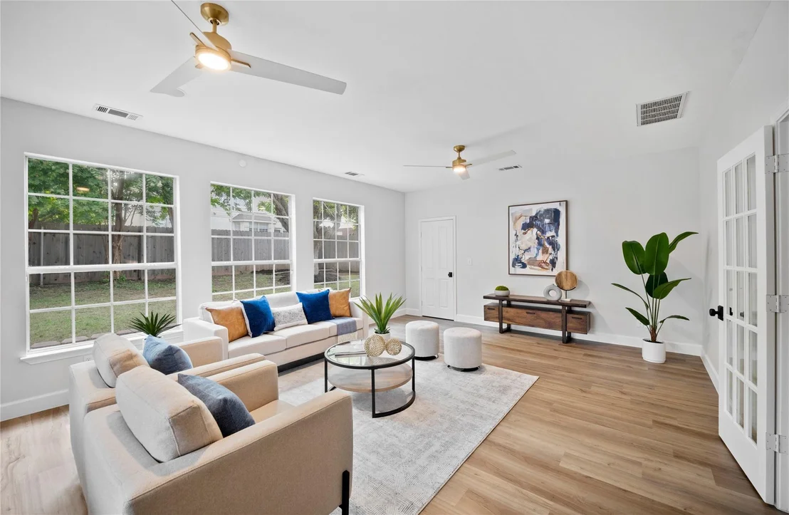 Photo of 2900 Phoenix WAY
