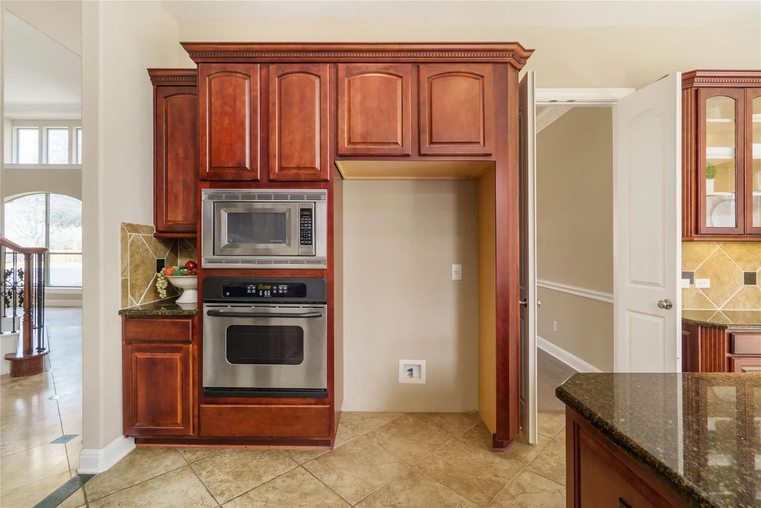Photo of 3237 Bay Hill LN