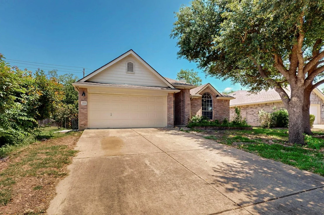 Photo of 2508 Willow WAY