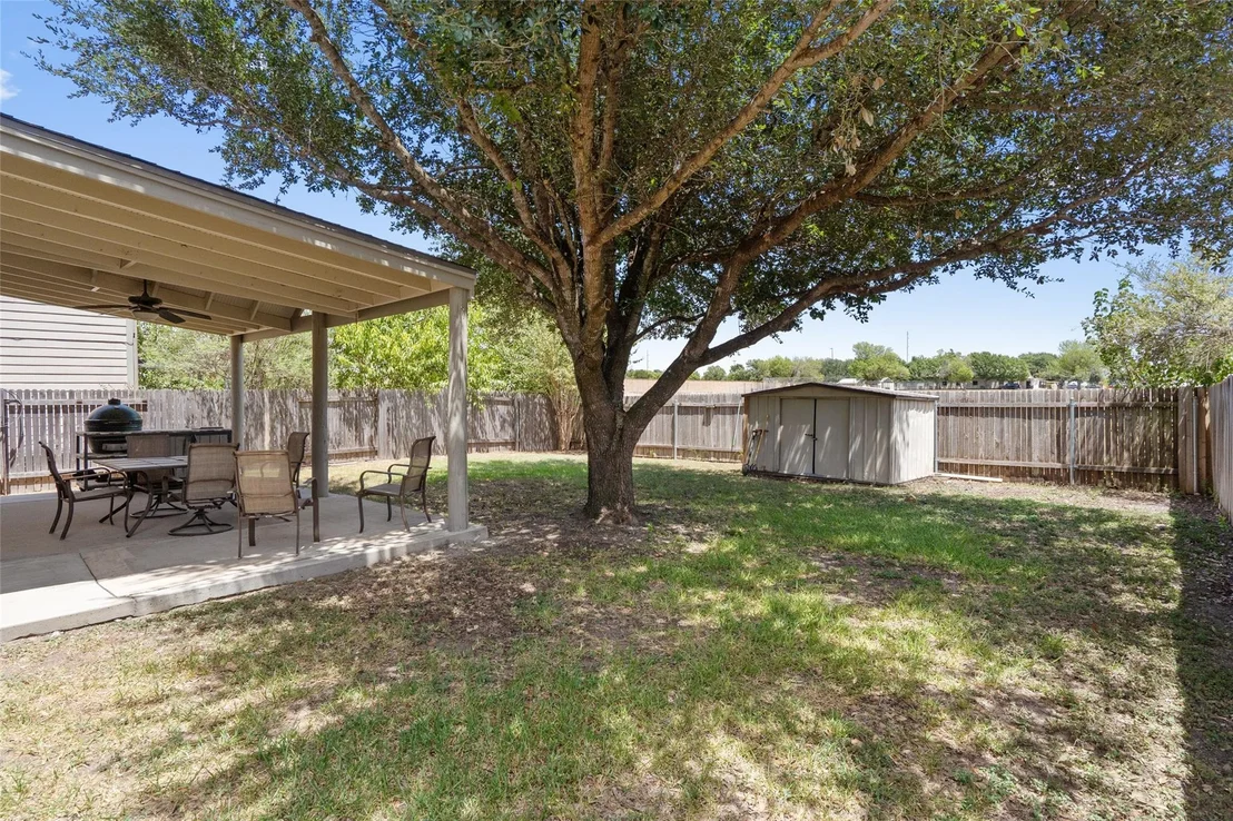 Photo of 4010 Kings Canyon DR