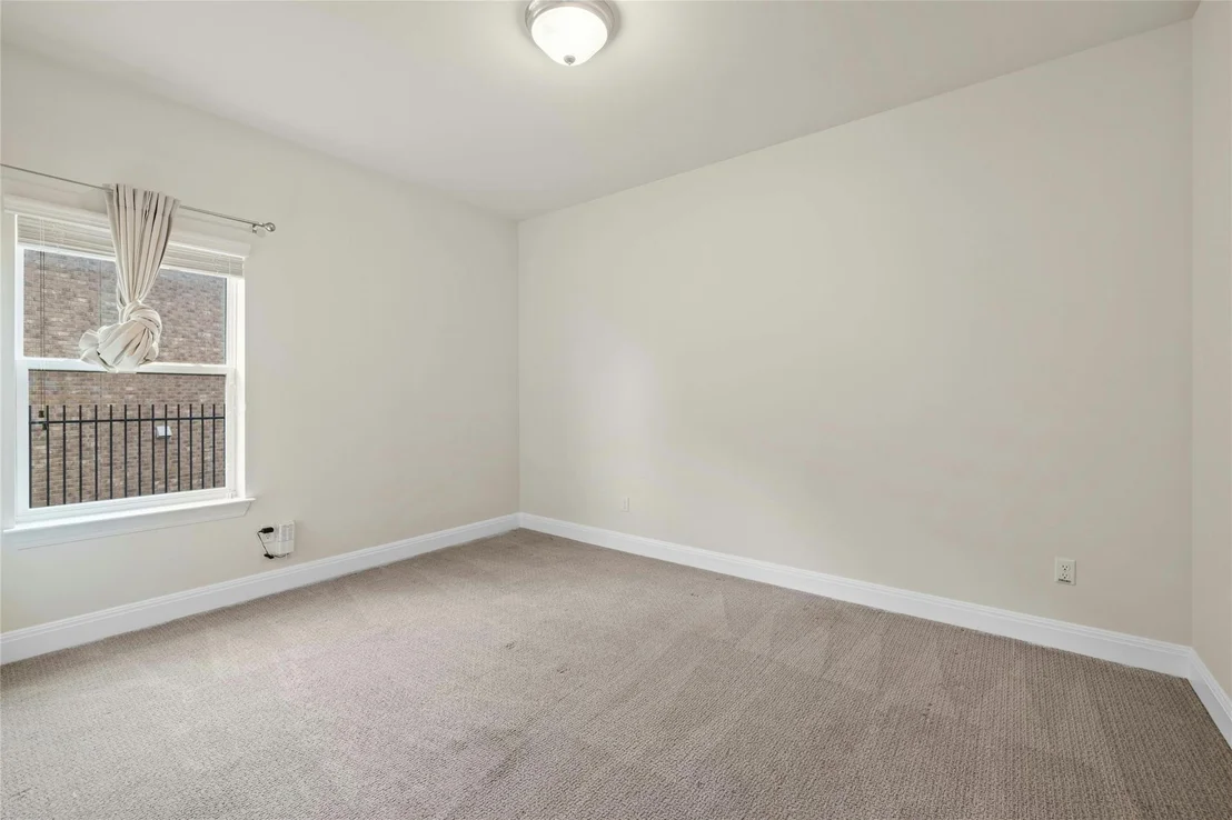 Photo of 2120 Buffalo Gap