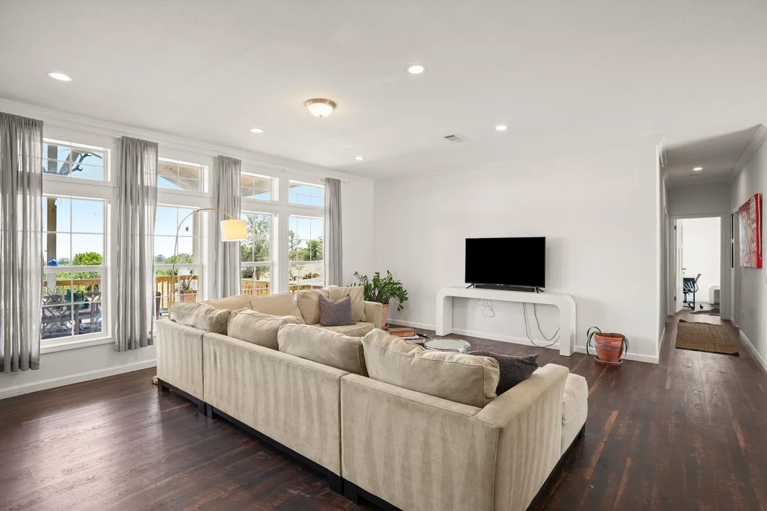 Photo of 15701 Forest Glen CV