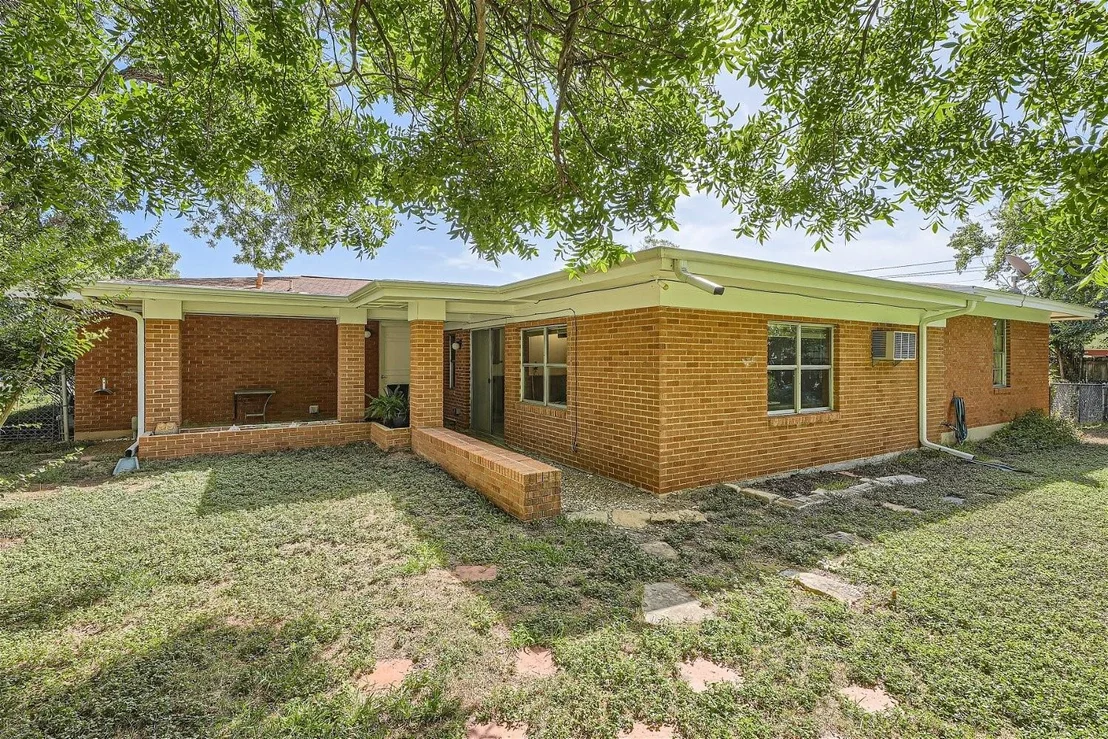 Photo of 2003 Mimosa DR