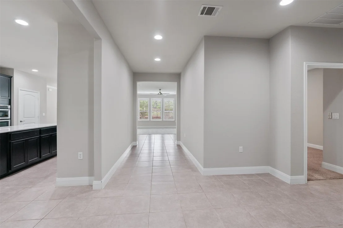 Photo of 511 Davis Mountain CIR
