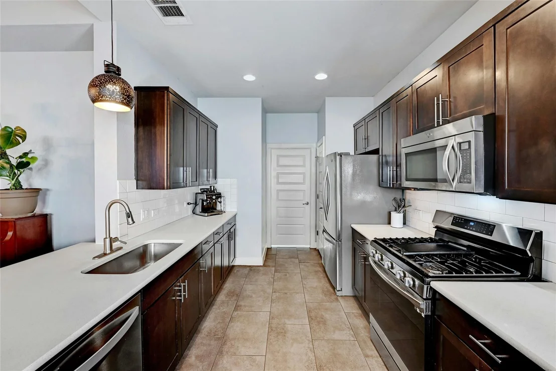 Photo of 5408 Gooding DR