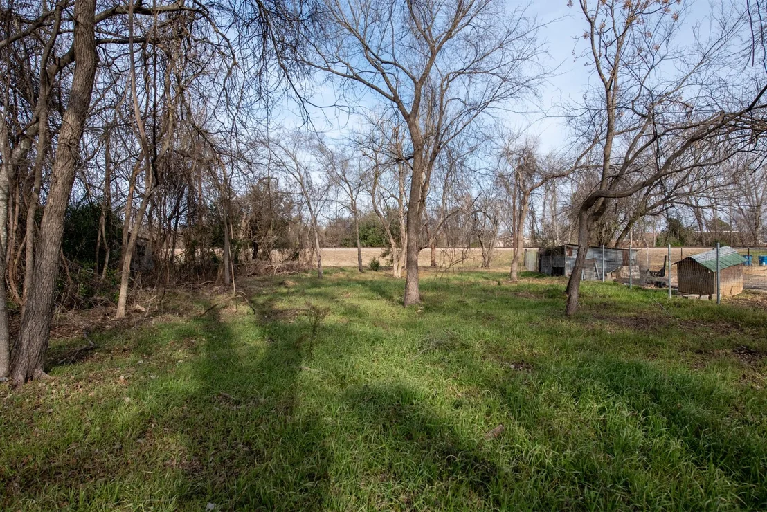Photo of 418 S Avenue D Ave