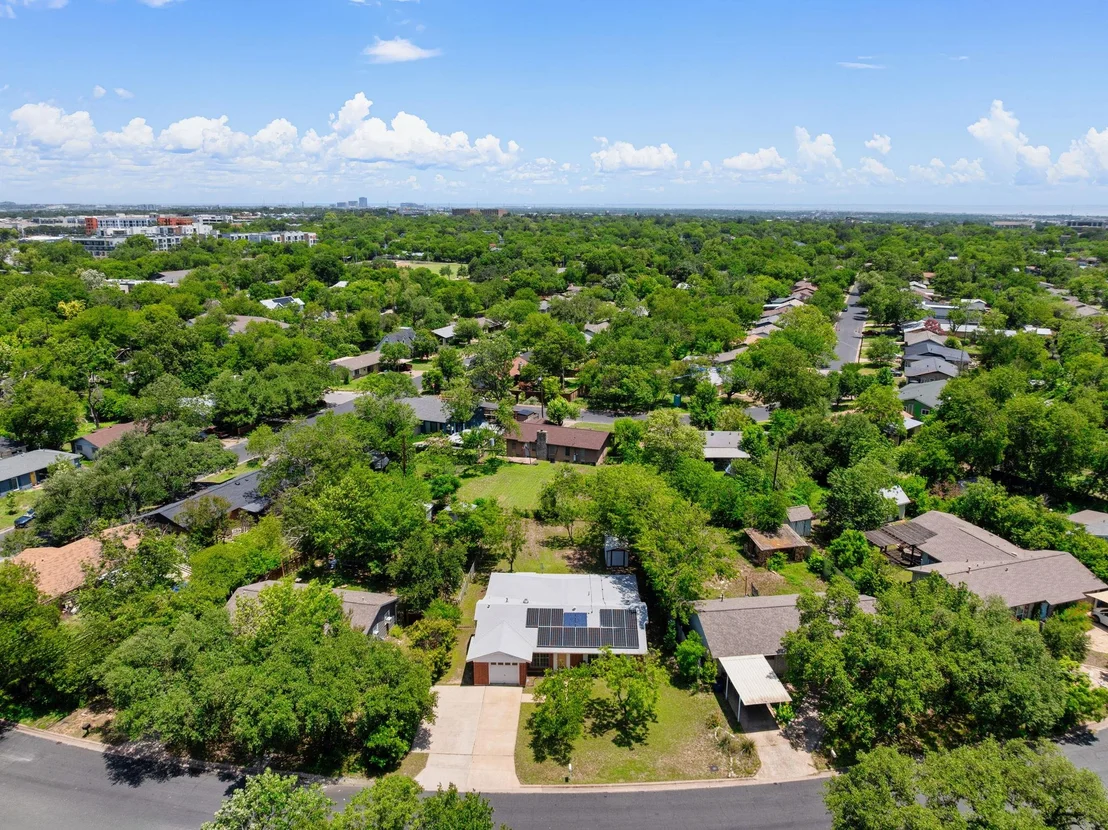 Photo of 6804 Miranda DR