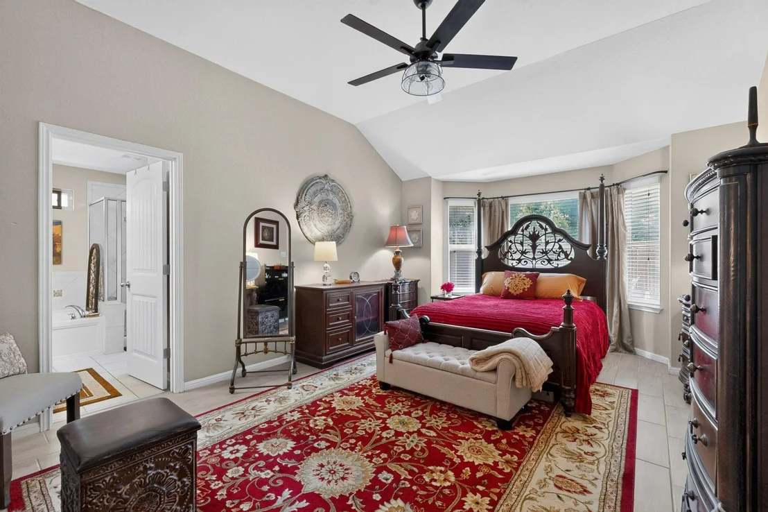 Photo of 928 Tabernash DR
