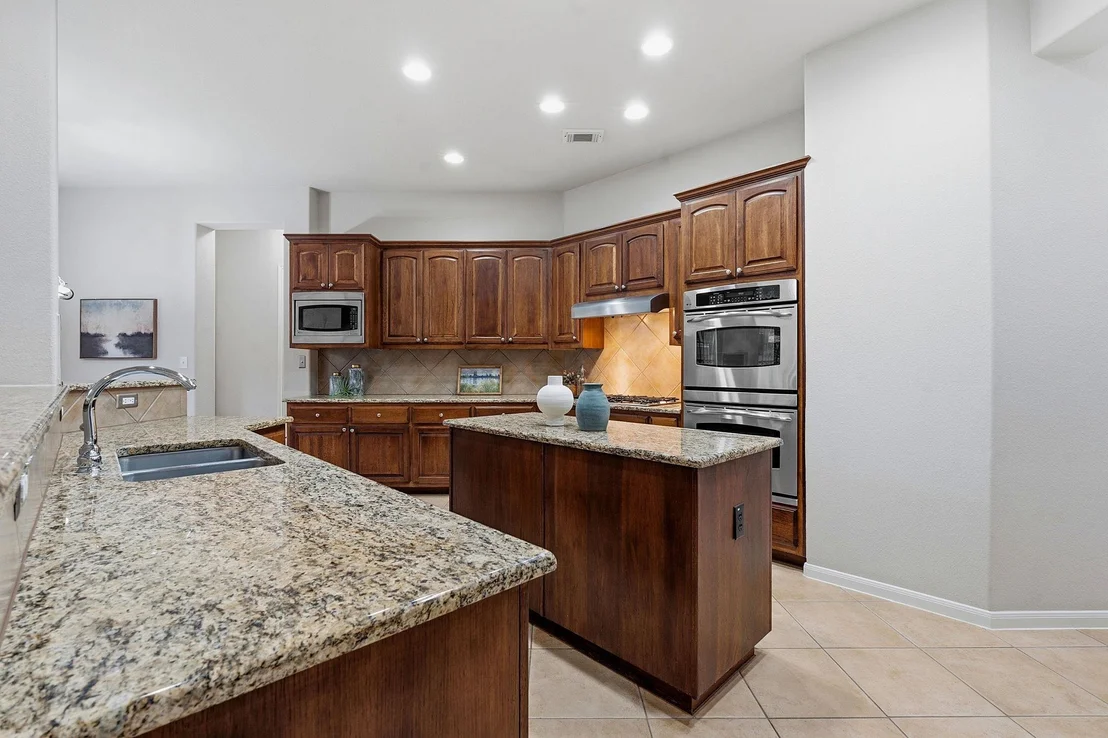 Photo of 171 Brighton Ln LN