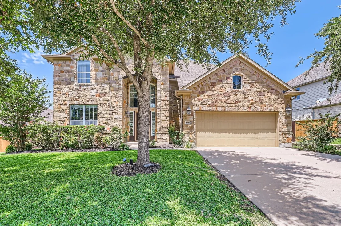 Photo of 4349 Green Tree DR