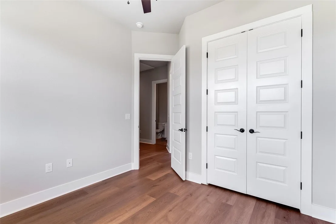 Photo of 124 Draper LN