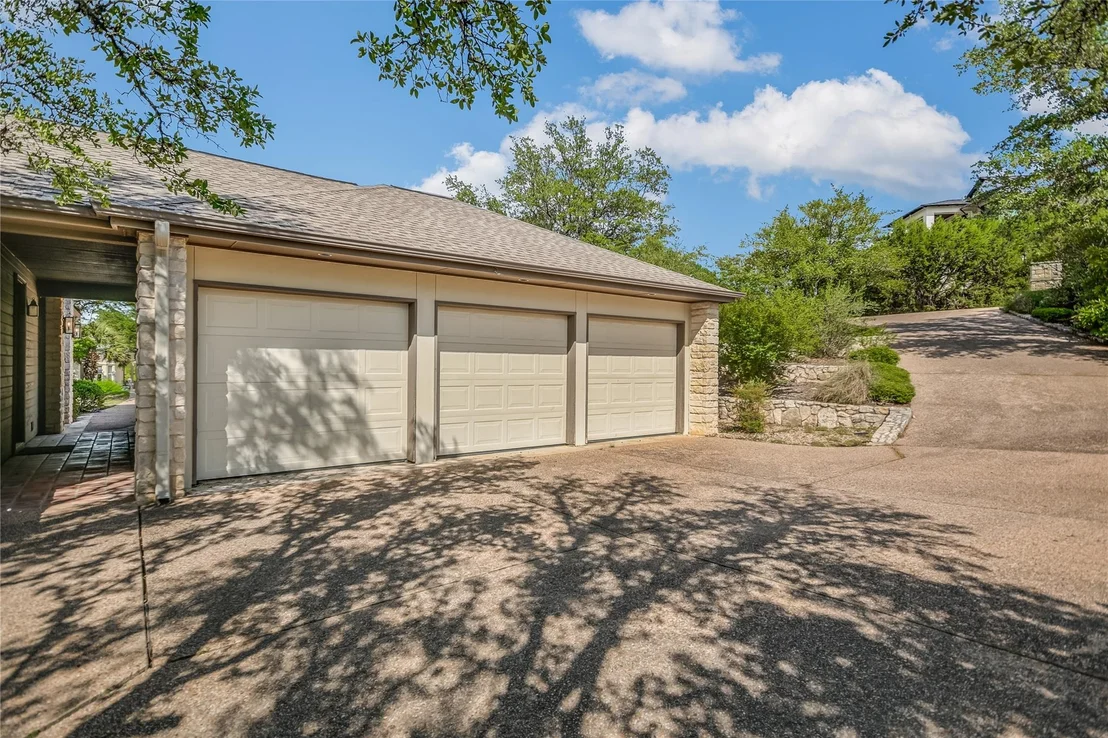 Photo of 137 Firebird ST