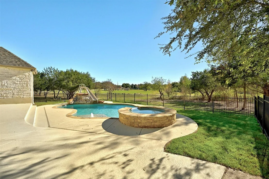 Photo of 1300 Little Bear RD
