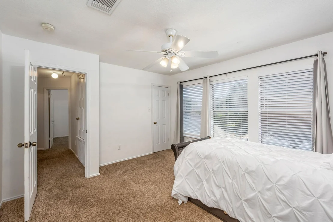 Photo of 1025 Canterbury TRL
