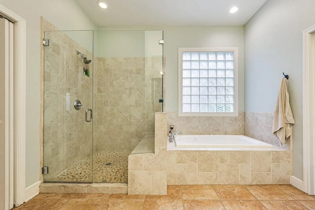 Photo of 47 WATERFALL DR