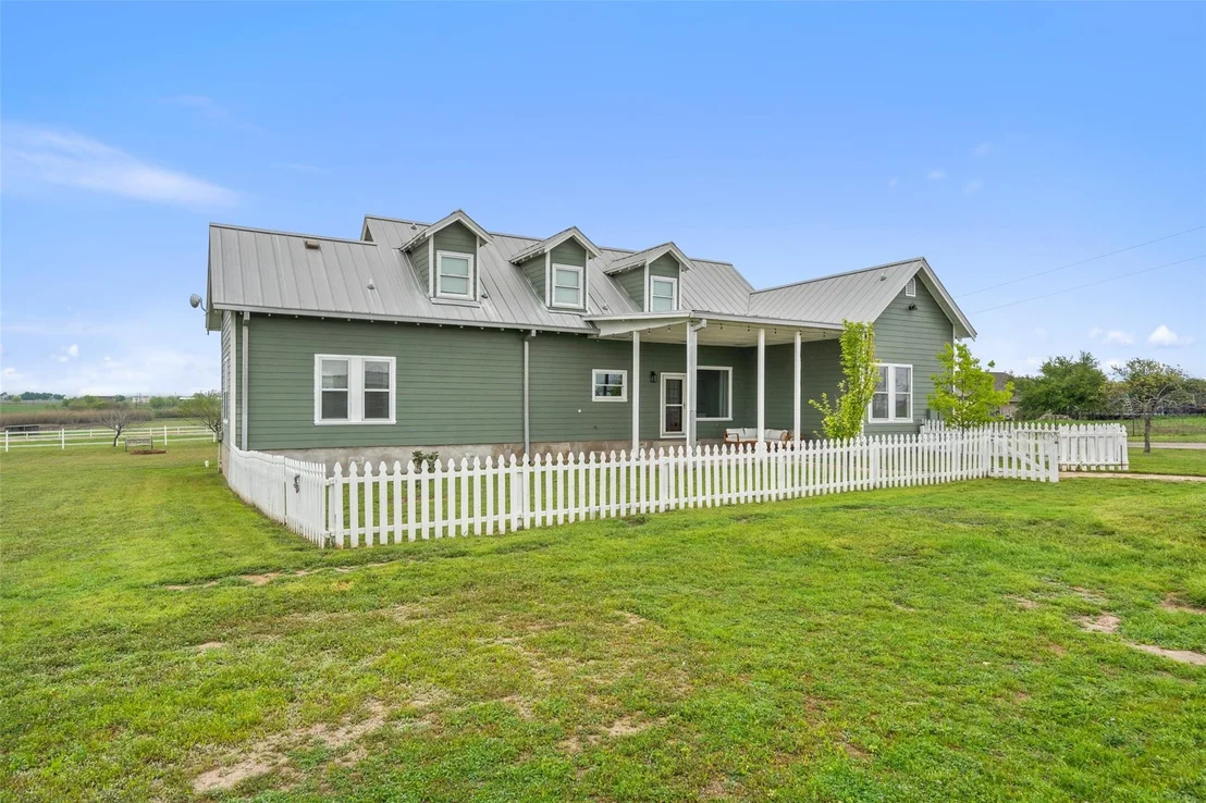 Photo of 800 County Road 153