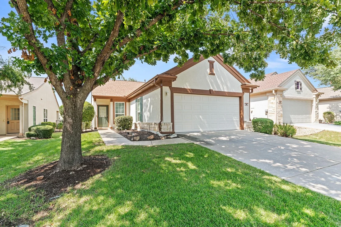 Photo of 208 Crockett LOOP