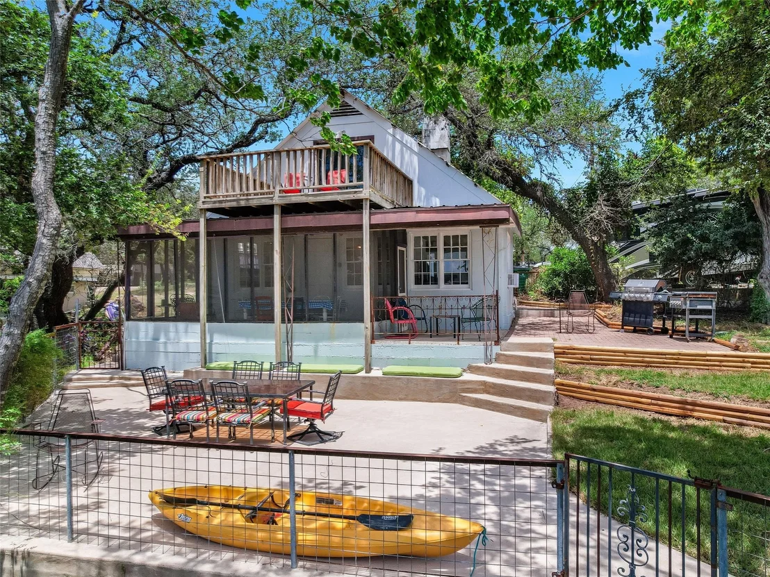 Photo of 16809 Hurst Creek CIR
