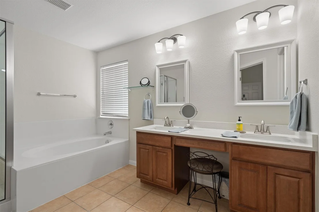 Photo of 332 Hidden Brook LN