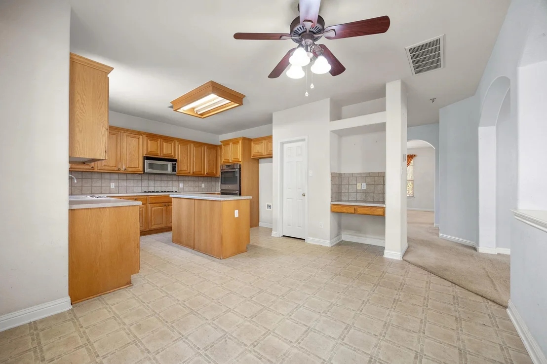 Photo of 10005 MOUNT RAINIER DR