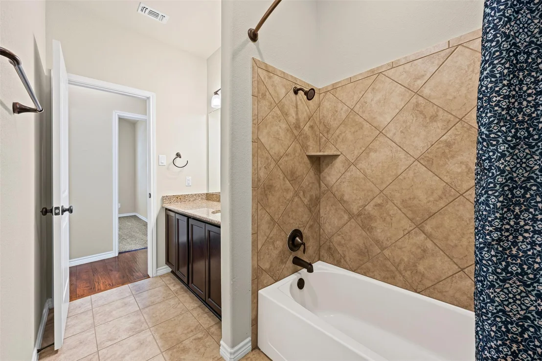 Photo of 5502 Juno DR