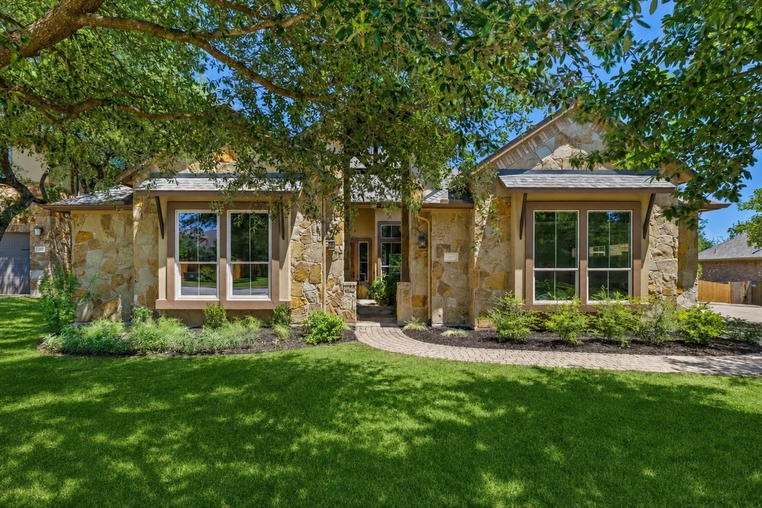 Photo of 147 Bradshaw DR