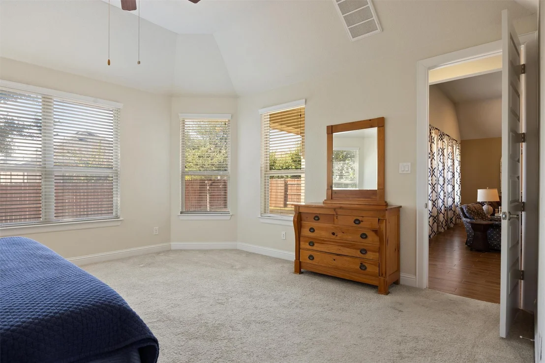 Photo of 109 Buffalo View LN