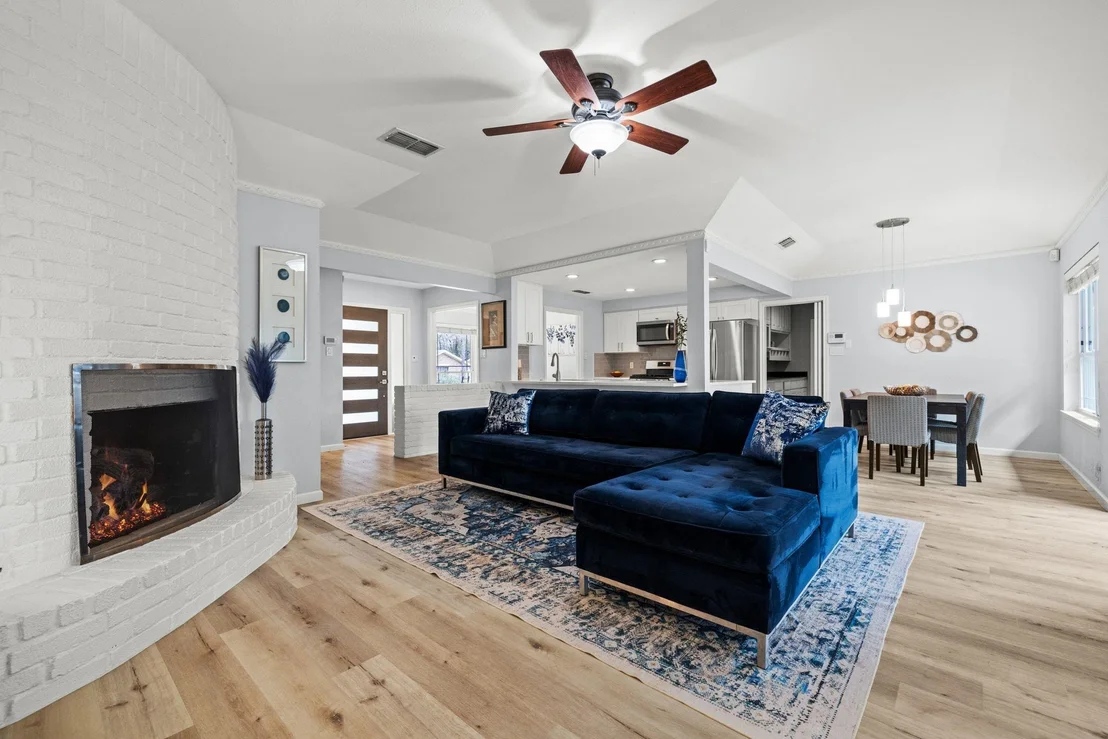 Photo of 11602 Three Oaks TRL