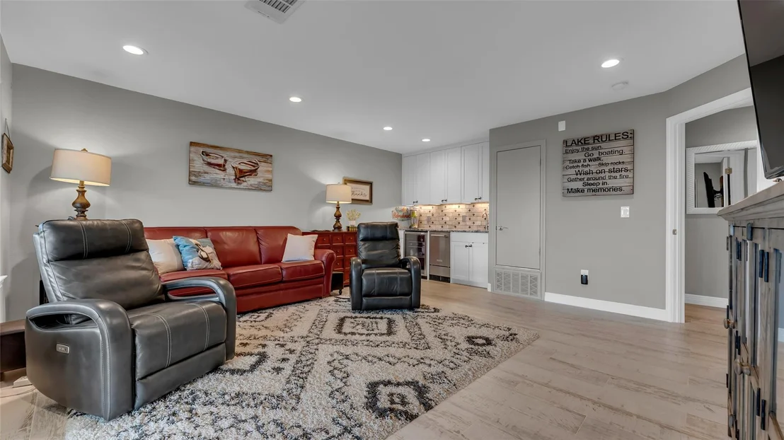 Photo of 136 Web Isle DR
