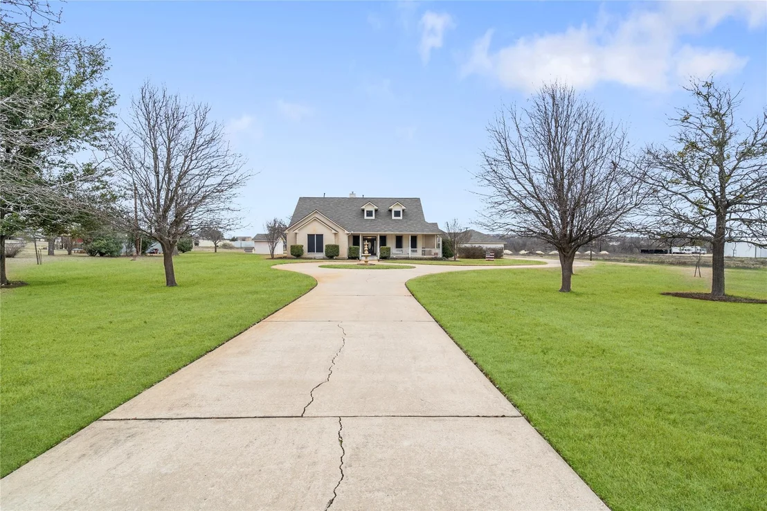 Photo of 16 Lake DR