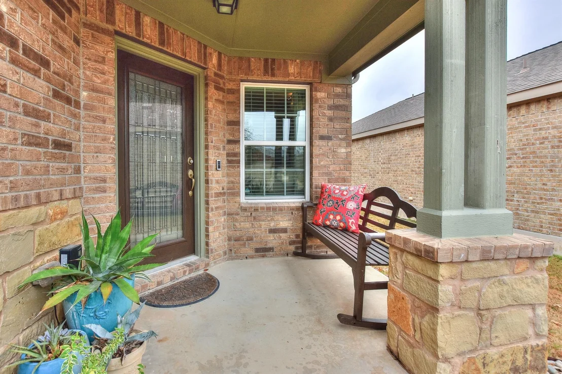 Photo of 838 Hamilton LN