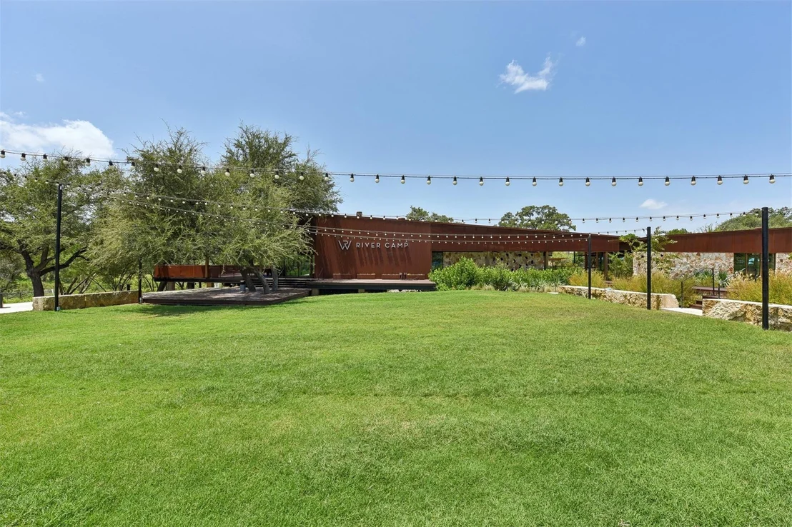 Photo of 240 Diamondback DR