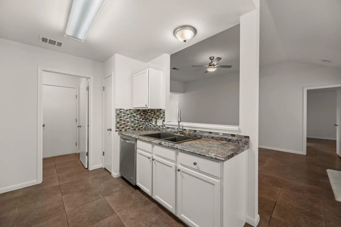 Photo of 124 Azalea DR