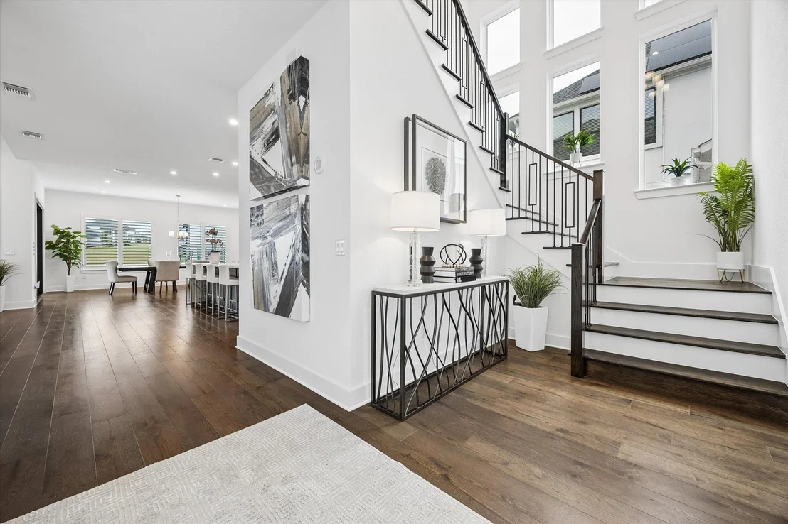 Photo of 2513 Novara TRL