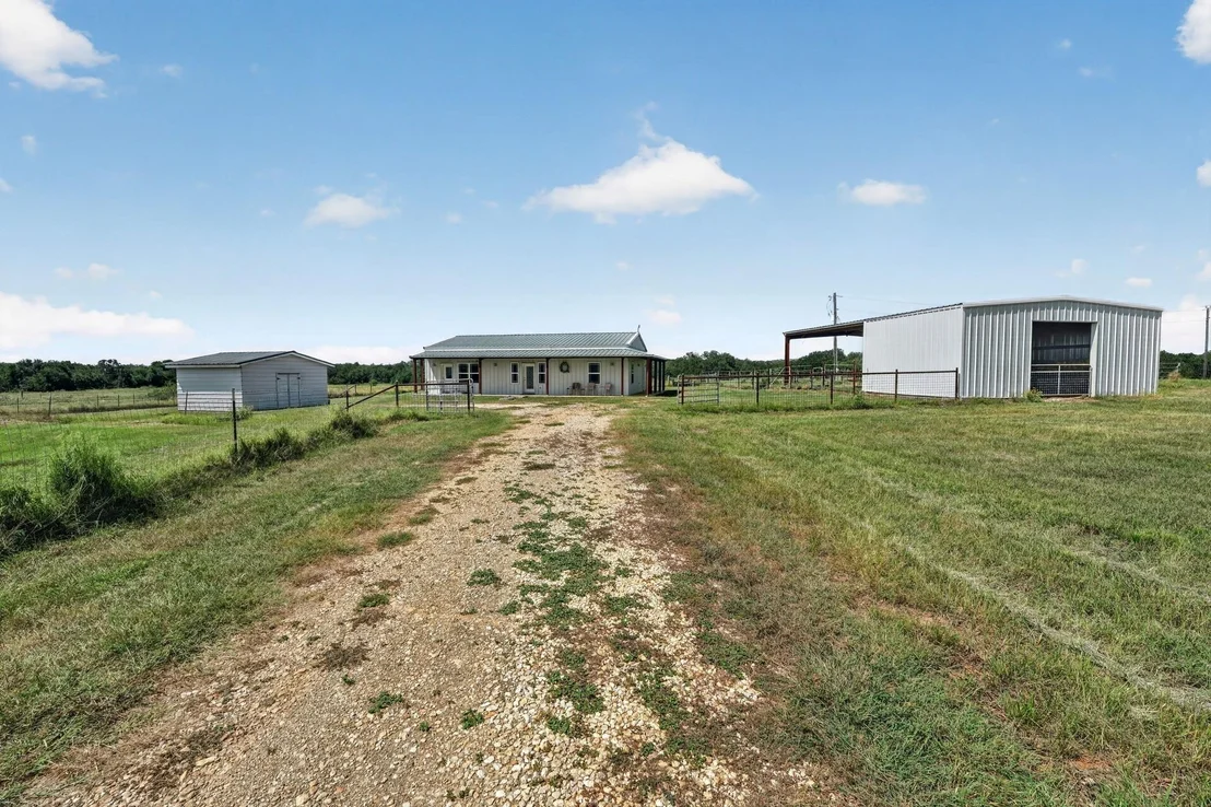 Photo of 3800 County Road 481