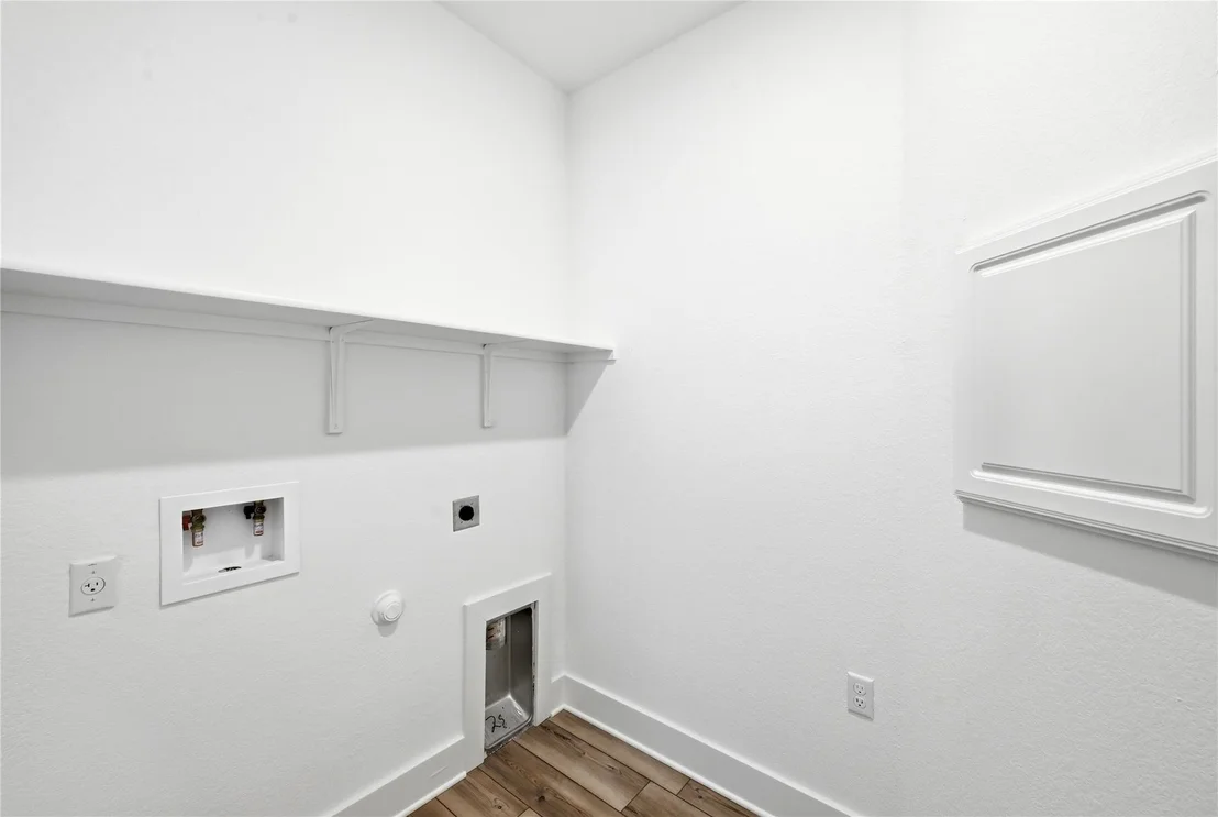 Photo of 702 Kitty Hawk RD