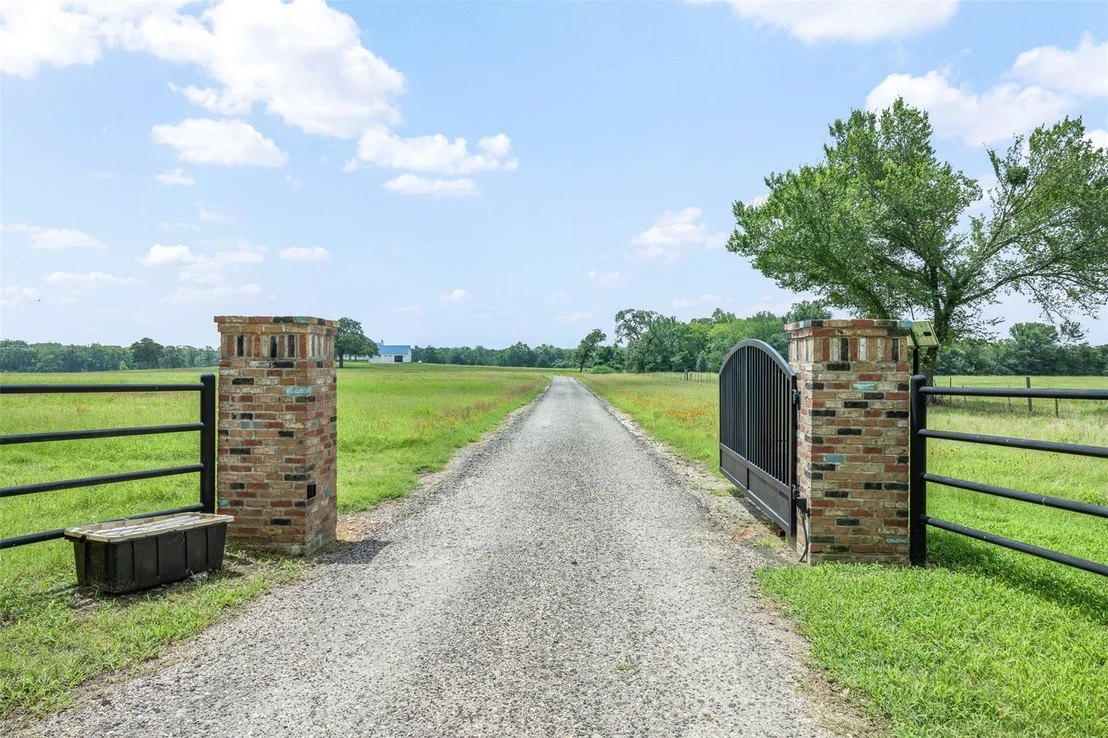 Photo of 4503 County Road 308