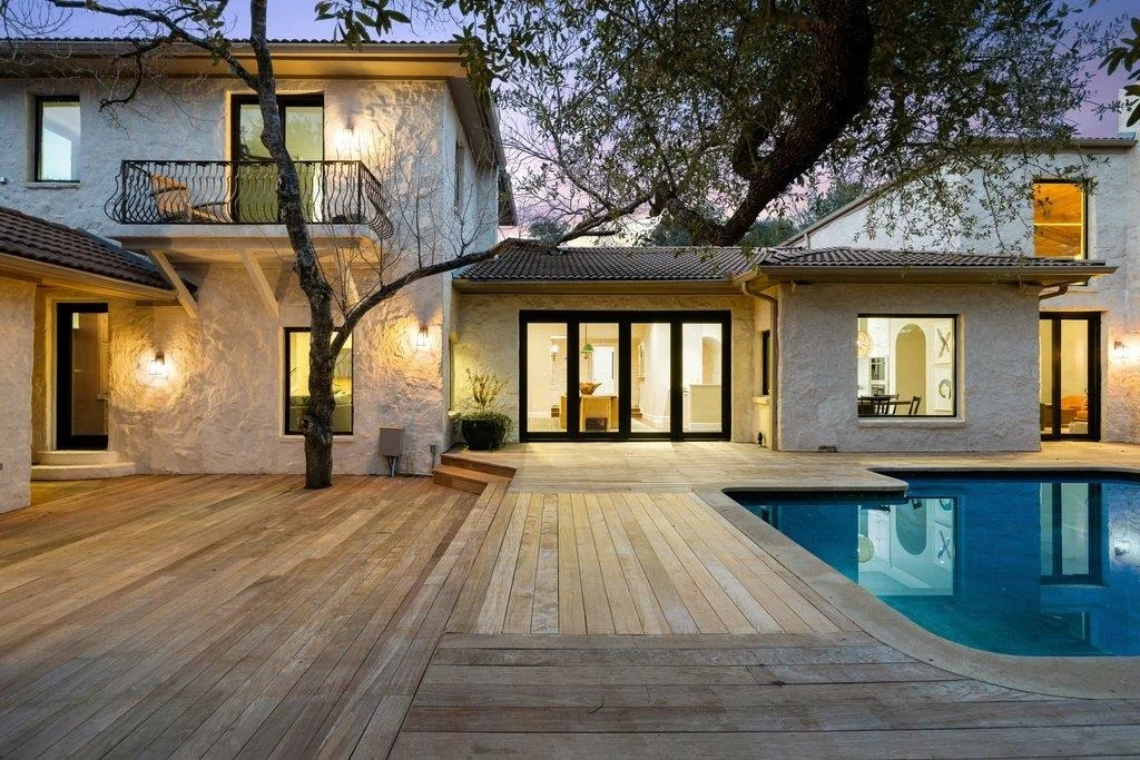 Photo of 11 Ehrlich RD