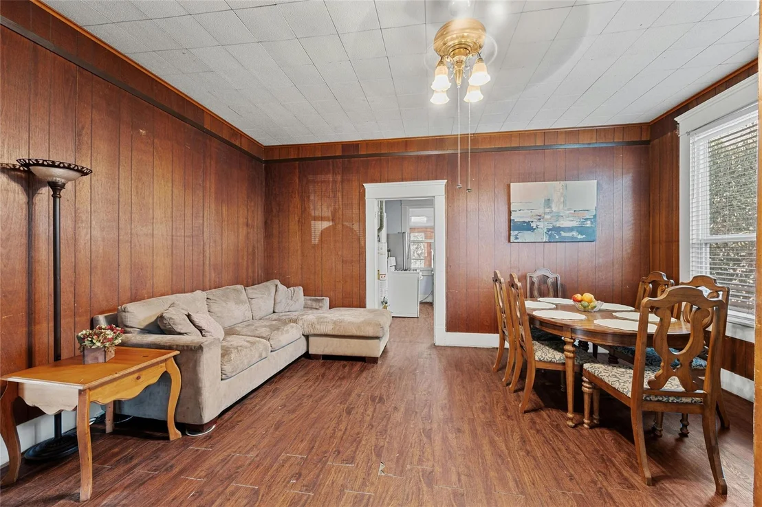 Photo of 1004 Vargas RD