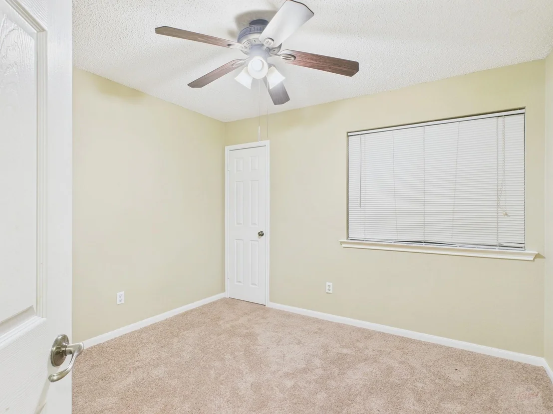 Photo of 14405 Tiffer LN