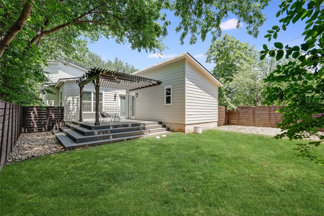 Photo of 1809 Pasadena DR