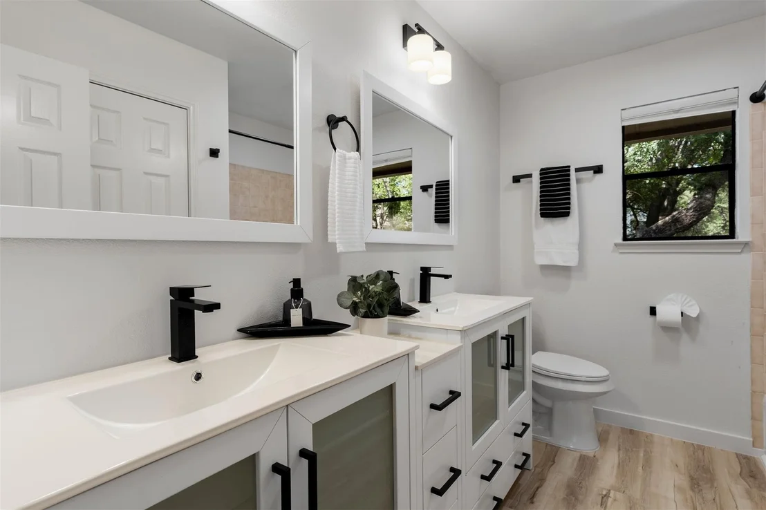 Photo of 12600 Oro Valley CV