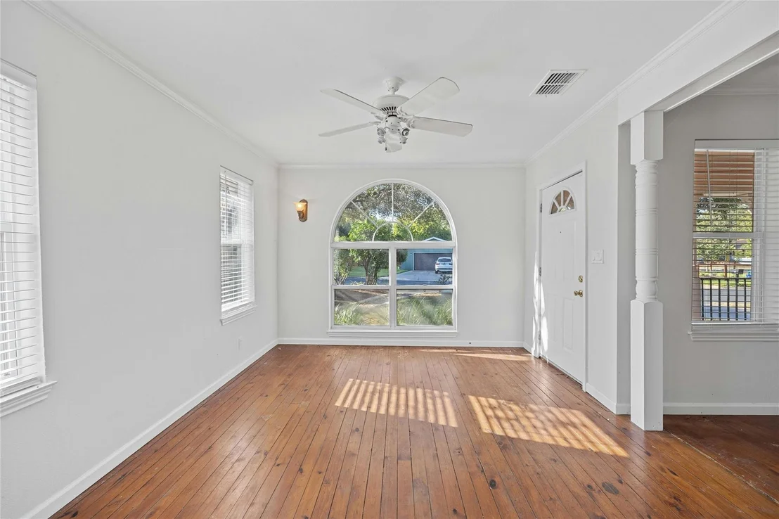 Photo of 2108 Mahone Ave