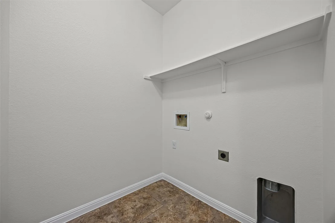 Photo of 606 Irvin DR