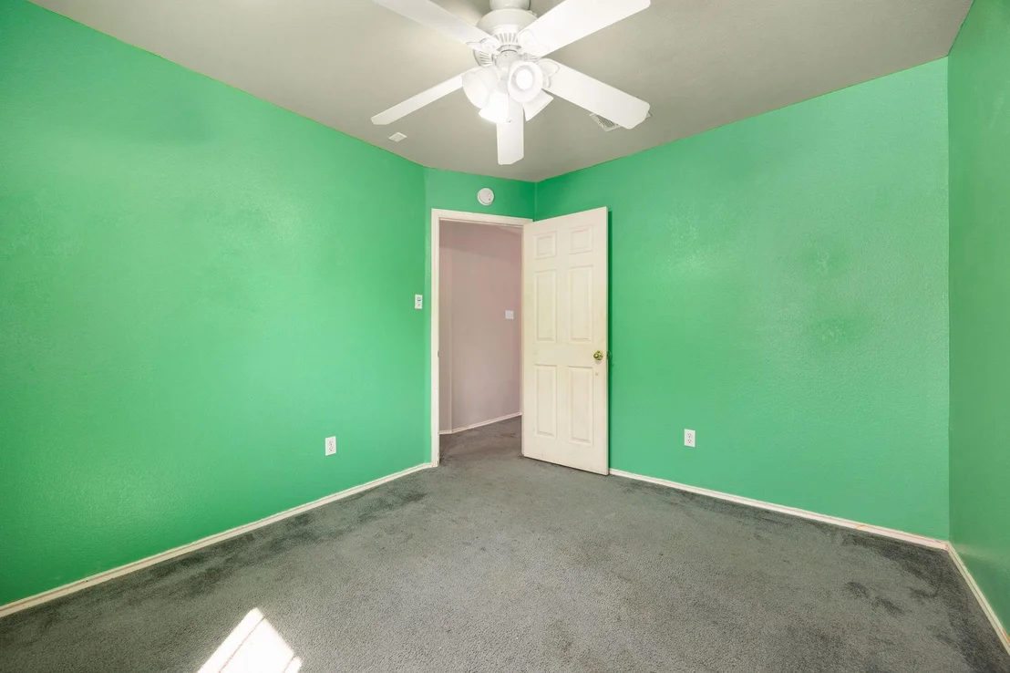 Photo of 8845 Francia TRL